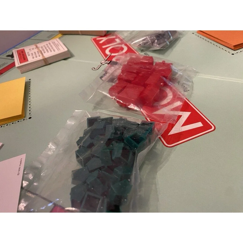 1998 Monopoly Board Game Parker Brothers w/ New Moneybag token Some Parts Unused